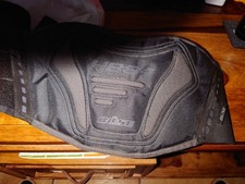 Büse Nierengurt Motorrad